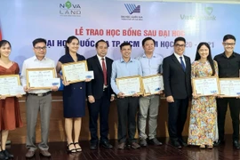 Novaland trao 31 học bổng cho học viên, nghiên cứu sinh ĐHQG TP.HCM