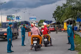 Về quê sau giãn cách: Chính quyền nỗ lực, người dân đồng thuận