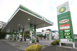 Số ca mắc COVID-19 tăng đẩy giá dầu châu Á giảm phiên thứ 6 liên tiếp