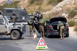 Quân đội Israel bắt giữ một thủ lĩnh của phong trào Hamas ở Bờ Tây