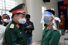 Chia buồn với chiến sỹ có mẹ qua đời khi đang làm nhiệm vụ chống dịch