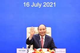 Chủ tịch nước Nguyễn Xuân Phúc dự cuộc họp các nhà lãnh đạo APEC