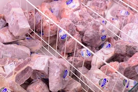 Thủ tướng Campuchia chỉ đạo tạm dừng nhập thịt đông lạnh do COVID-19