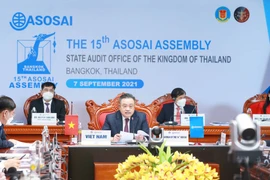 Ông Trần Sỹ Thanh, Tổng Kiểm toán Nhà nước Việt Nam, Chủ tịch ASOSAI nhiệm kỳ 2018-2021 điều hành phiên họp. (Ảnh: Phương Hoa/TTXVN)