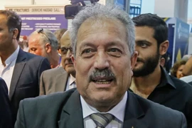 Tổng thống Syria yêu cầu Thủ tướng Arnous thành lập chính phủ mới