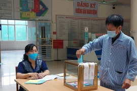 Thực hiện tốt công tác phân luồng, điều tiết cử tri tại các tổ bầu cử