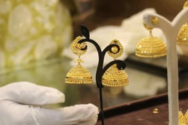 Giá vàng thế giới tăng hơn 3% do số liệu việc làm kém khả quan tại Mỹ