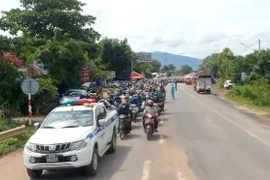 Về quê sau giãn cách: Để những chuyến trở về bớt nỗi lo âu