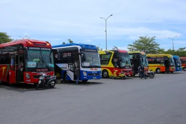 Điện Biên: Tước phù hiệu xe khách chạy "chui" tới các tỉnh có dịch