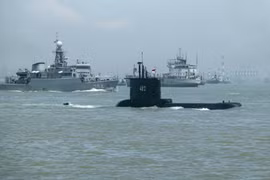 Indonesia tìm thấy 6 mảnh vỡ từ tàu ngầm KRI Nanggala 402 bị mất tích