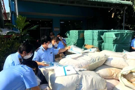 TP.HCM tiếp tục phát hiện lượng lớn vật tư y tế không rõ nguồn gốc
