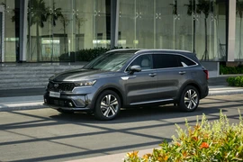 Ưu đãi đặc biệt cho khách hàng mua xe Kia, Mazda trong tháng 6