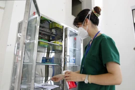 Tăng cường y tế cơ sở, đẩy nhanh cấp túi thuốc cho F0 điều trị tại nhà