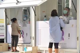 Dịch COVID-19 diễn biến đáng lo ngại tại Thái Lan, Philippines