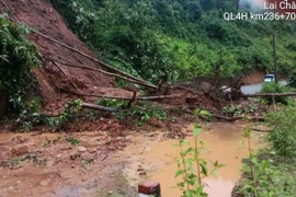 Lai Châu: Mưa lớn gây sạt lở, ách tắc giao thông tại nhiều tuyến đường