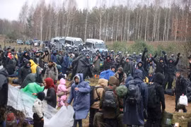 Ba Lan cảnh báo làn sóng di cư từ Belarus đe dọa an ninh EU