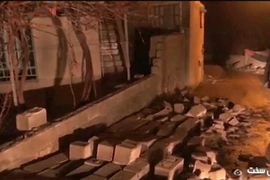 Hai trận động đất mạnh liên tiếp tại Iran làm 48 người thương vong