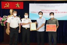 TP.HCM tiếp nhận thiết bị y tế chống dịch trị giá hơn 37 tỷ đồng