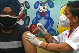 Thủ tướng Ấn Độ khẳng định vaccine COVID-19 là “tấm khiên an toàn”