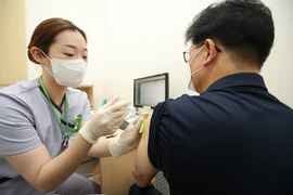 Hàn Quốc lo ngại về nguy cơ thiếu vaccine COVID-19 thời gian tới