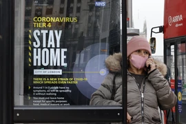 Dịch diễn biến phức tạp, nhiều nước siết chặt phong tỏa trong Năm mới