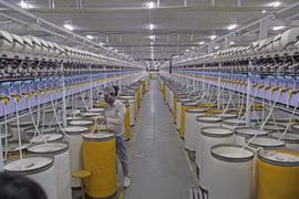 Tầm nhìn mới phát triển bền vững ngành dệt may Việt Nam trước đại dịch