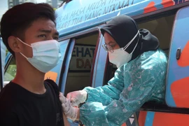 Indonesia thử nghiệm lâm sàng vaccine Zifivax của Trung Quốc