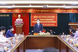 Chủ tịch Quốc hội Vương Đình Huệ kiểm tra công tác bầu cử ở Hải Dương