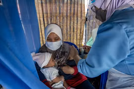 WTO: Chênh lệch về tỷ lệ tiêm vaccine ảnh hưởng đến phục hồi kinh tế