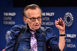 "Vua truyền hình" Mỹ Larry King nhập viện điều trị do mắc COVID-19