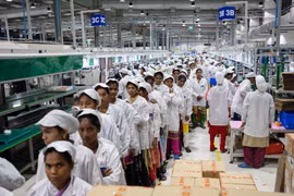 Apple “bật đèn vàng” với nhà máy lắp ráp iPhone của Foxconn tại Ấn Độ