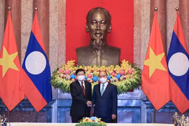 "Sự hỗ trợ của Việt Nam đã góp phần giúp Lào kiểm soát dịch bệnh"