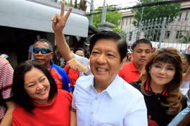 Con trai cố Tổng thống Marcos tranh cử tổng thống Philippines