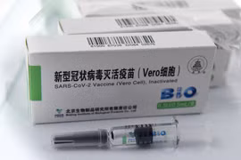 Khan hiếm vaccine COVID-19: Cơ hội cho các loại vaccine ít tên tuổi