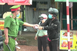 Cần Thơ: Bắt buộc người dân thực hiện khai báo y tế hằng ngày