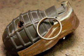 Một quả lựu đạn đã được ném vào sân trong tòa Lãnh sự quán Nga tại Athens. (Nguồn: thesundaily.my)