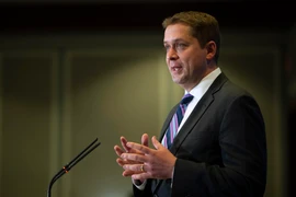 Thủ lĩnh đảng Bảo thủ đối lập ở Canada Andrew Scheer phát biểu tại Montreal ngày 7/5/2019. (Ảnh: AFP/TTXVN)
