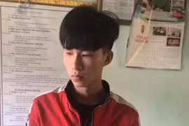Đối tượng Phan Quỳnh Long tại Cơ quan Cảnh sát điều tra Công an tỉnh Bà Rịa-Vũng Tàu. (Ảnh: Huỳnh Ngọc Sơn/TTXVN)