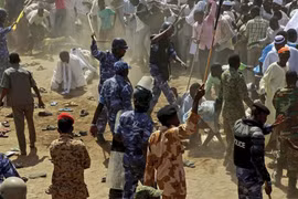 Đụng độ xảy ra tại trại Kalma, một trong những trại tị nạn lớn nhất của Sudan. (Nguồn: pennews.net)