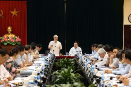 Thường trực Ban Bí thư Trần Quốc Vượng phát biểu chỉ đạo buổi làm việc. (Ảnh: Phương Hoa/TTXVN)