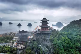 Đại lễ Phật đản Liên hợp quốc 2019 lần thứ 16 diễn ra tại Trung tâm Văn hóa Phật giáo Tam Chúc, huyện Kim Bảng, tỉnh Hà Nam. (Ảnh: Trọng Đạt/TTXVN)