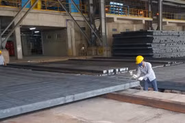 Các doanh nghiệp nội đóng góp đáng kể vào sự tăng trưởng IIP 6 tháng đầu năm 2019 tại Thành phố Hồ Chí Minh. (Ảnh: Hoàng Nhị/TTXVN)