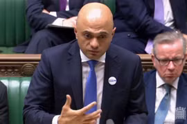 Bộ trưởng Nội vụ Anh Sajid Javid. (Ảnh: AFP/ TTXVN)
