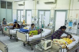 Dịch sốt xuất huyết đang bùng phát trên cả nước. (Nguồn: TTXVN)
