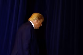Tổng thống Mỹ Donald Trump rời một cuộc họp báo tại New York ngày 25/9/2019. (Ảnh: THX/TTXVN)