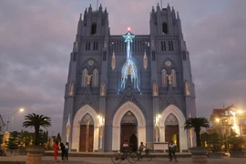 [Photo] Nhộn nhịp không khí Giáng sinh tại Nam Định