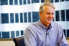 Ông John Donahoe sẽ thay thế ông Parker đảm nhận cương vị Chủ tịch kiêm CEO của Nike. (Nguồn: Reuters)