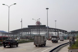 Sau khi dỡ bỏ trạm thu phí Đại Xuyên, các phương tiện khi đi vào tuyến cao tốc Pháp Vân-Cầu Giẽ và Cầu Giẽ-Ninh Bình sẽ chỉ lấy vé điện tử tại trạm BOT cao tốc Pháp Vân-Cầu Giẽ. (Ảnh: Huy Hùng/TTXVN)