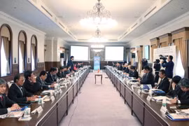 Đoàn đại biểu Thành phố Hồ Chí Minh dự Hội nghị “Thúc đẩy hợp tác kinh tế Thành phố Hồ Chí Minh và Hyogo”. (Ảnh: Tiến Lực/TTXVN)