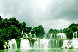 Thác Bản Giốc. (Ảnh: Phương Hoa/TTXVN)